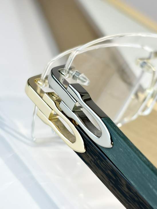 Picture of Cartier Sunglasses _SKUfw79722077fw